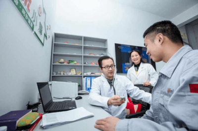 云端沙龍第六期聚焦 職業人群健康管理的實踐與探索之路